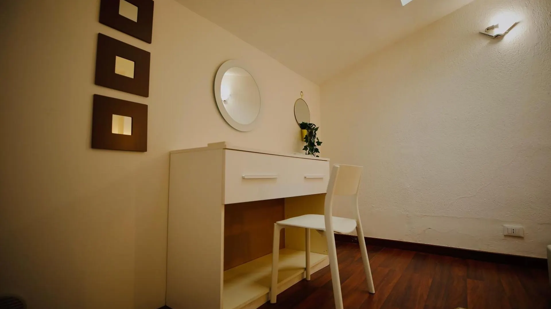 Apartamento Hosting Dreams Attics - Duomo Milán