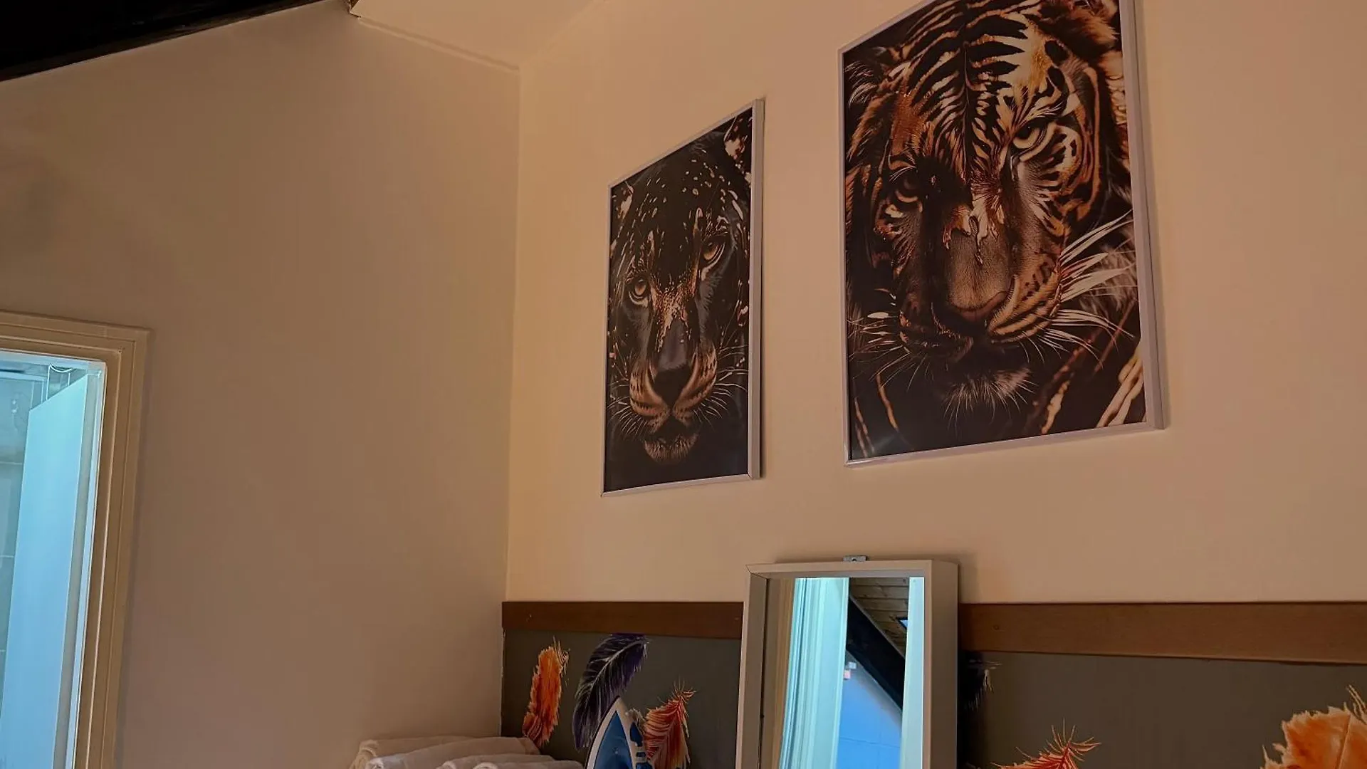Apartamento Hosting Dreams Attics - Duomo Milán 0*,
