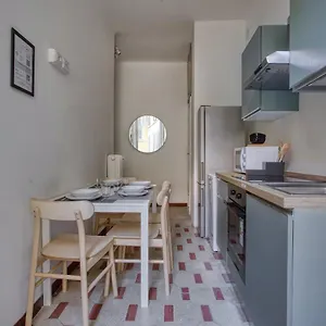 Apartment Joivy Mauri - Cosy Flats Near The Duomo, Milan