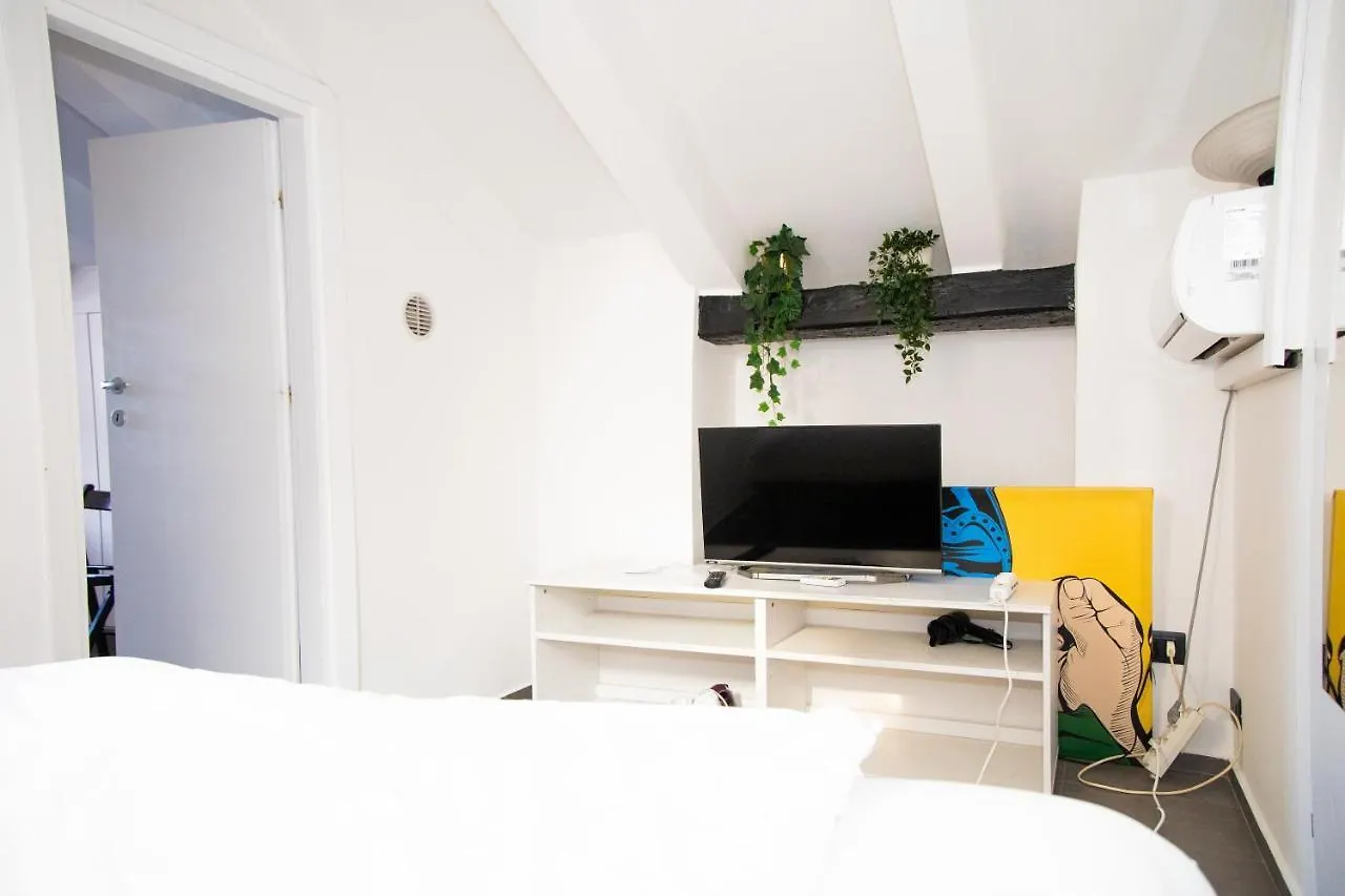 Hosting Dreams Attics - Duomo Apartment Milan 0*,  Italy